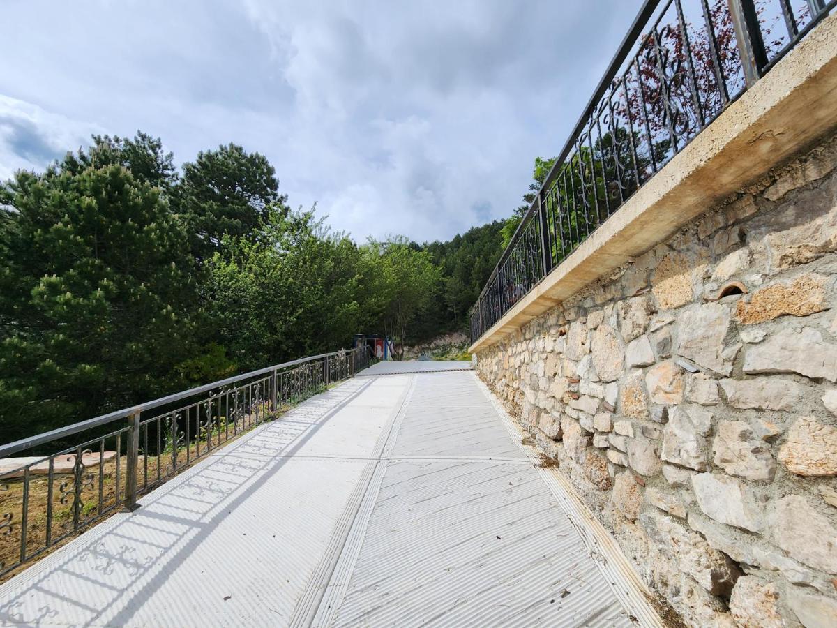 Llogora Dervishaliu Hotel Llogara National Park Εξωτερικό φωτογραφία